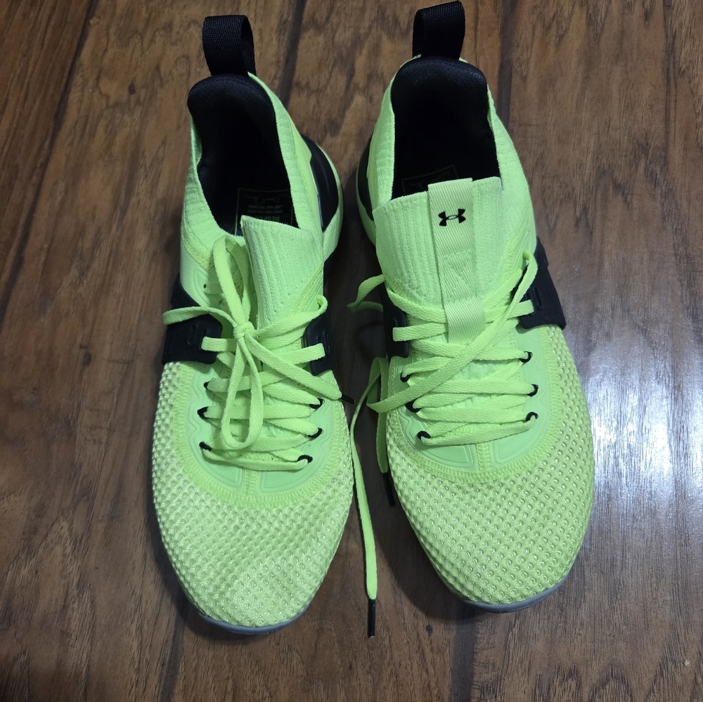 Under Armour Sneakers 9.5